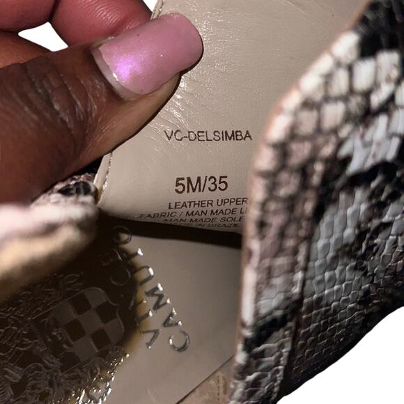 NWOB Vince Camuto Delsimba Snakeskin Print Ankle Booties Size 5 Block Heel - Picture 7 of 7